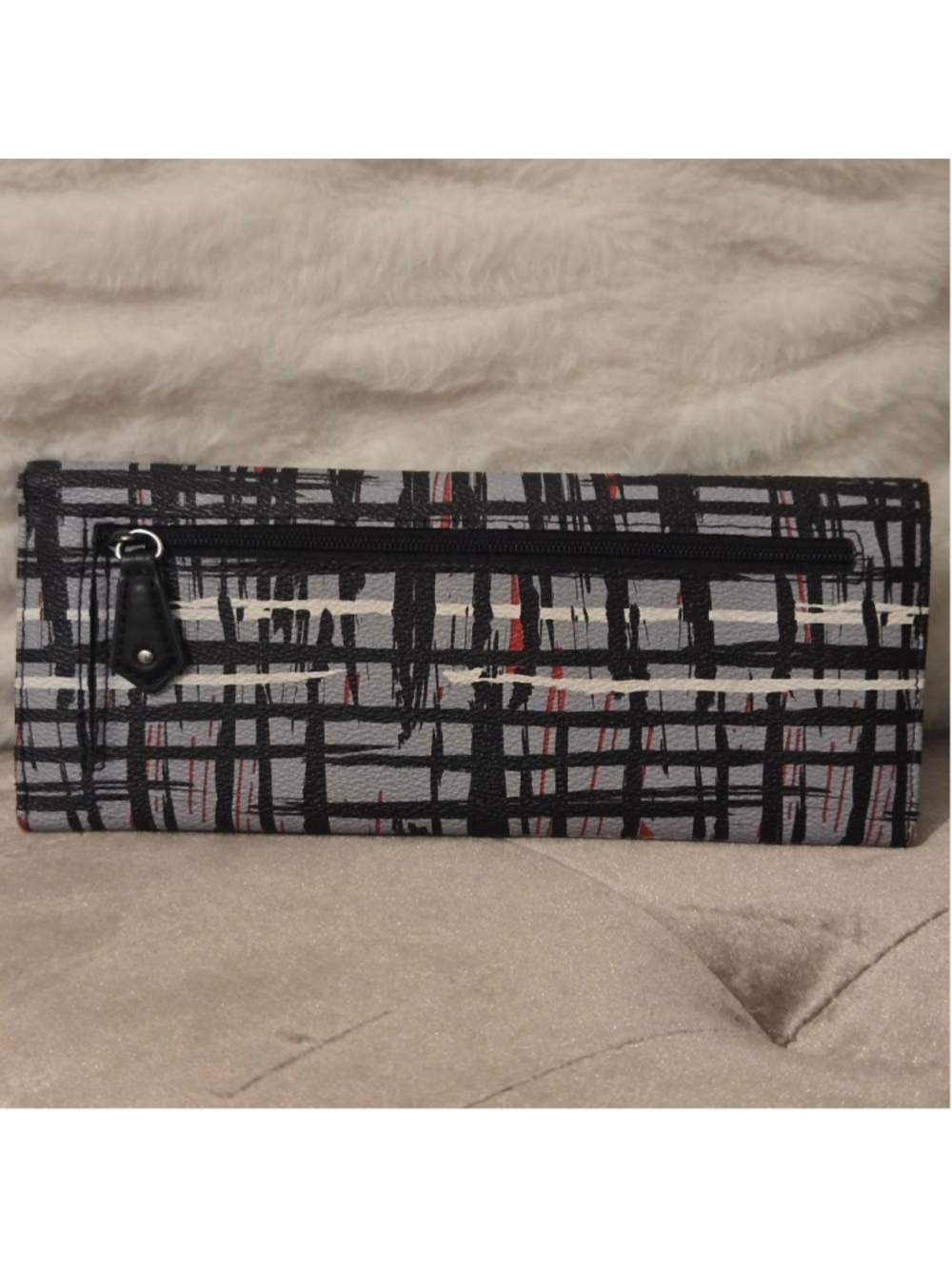 Women's Vera Bradley Gray Black Red Plaid Wallet One Size - Picture 6 of 9